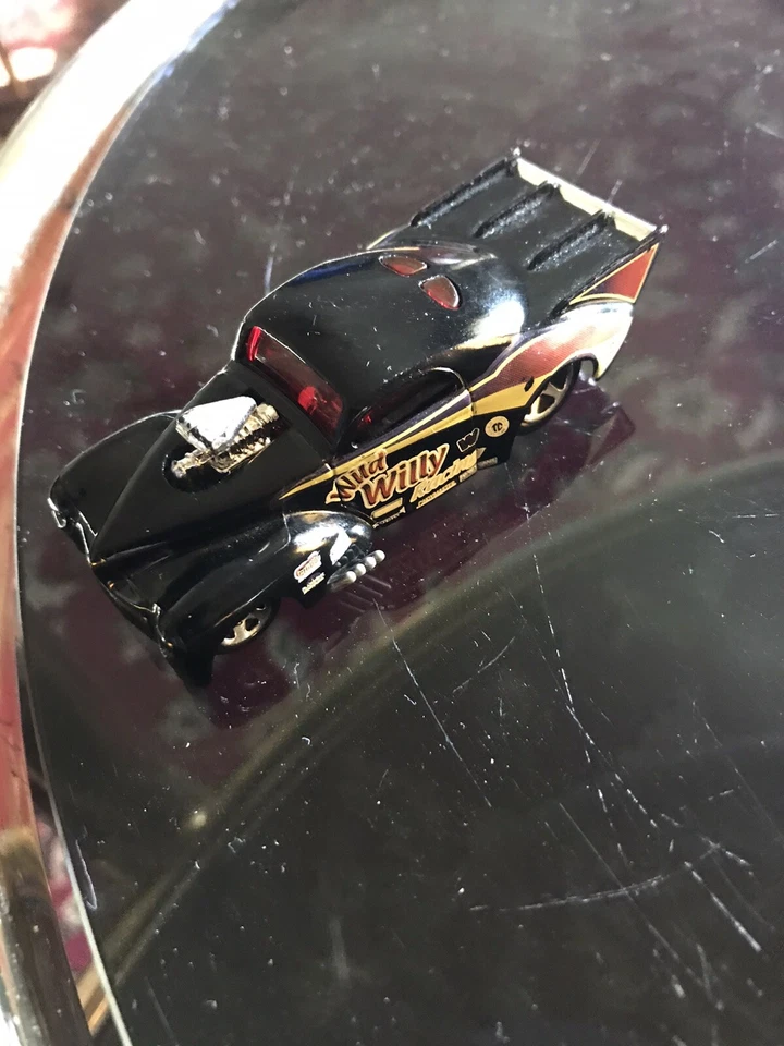 Lot Of 5 Die Cast/plastic 1/64 Scale Toy Cars - Image 4 of 4