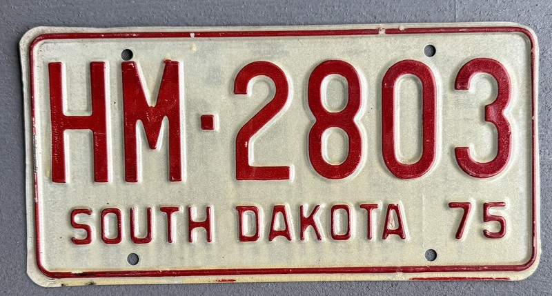 Vintage SD 75 License Plate South Dakota 1975 Lic