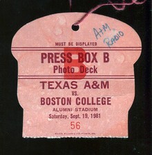 BOSTON COLLEGE TEXAS A&M TICKET 1981 DOUG FLUTIE FRESHMAN FIRST APPEARANCE?