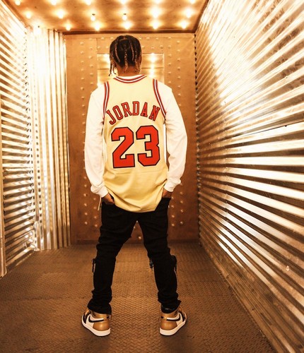 MITCHELL NESS CHICAGO BULLS 1996 MJ MICHAEL JORDAN Authentic PREMIUM GOLD JERSEY - Picture 3 of 20