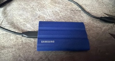 Samsung T7 Portable External SSD Drive, Blue - 1TB