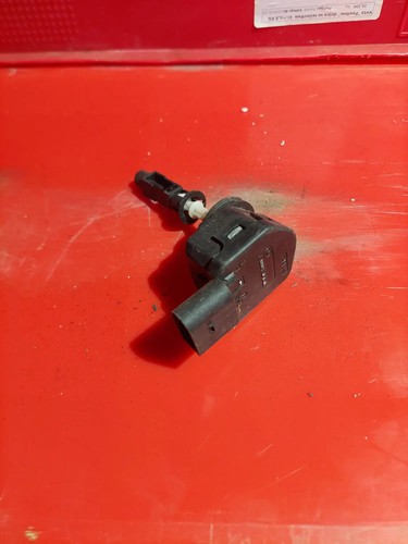 MERCEDES-BENZ E W211 Motor zur Leuchtweitenregulierung A0008201608 18119872