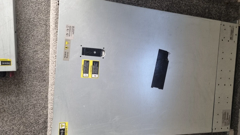 HP Proliant DL380p Gen 8 SFF Rack Server Chasis.(No CPU,RAM or storage) - Image 4 of 4