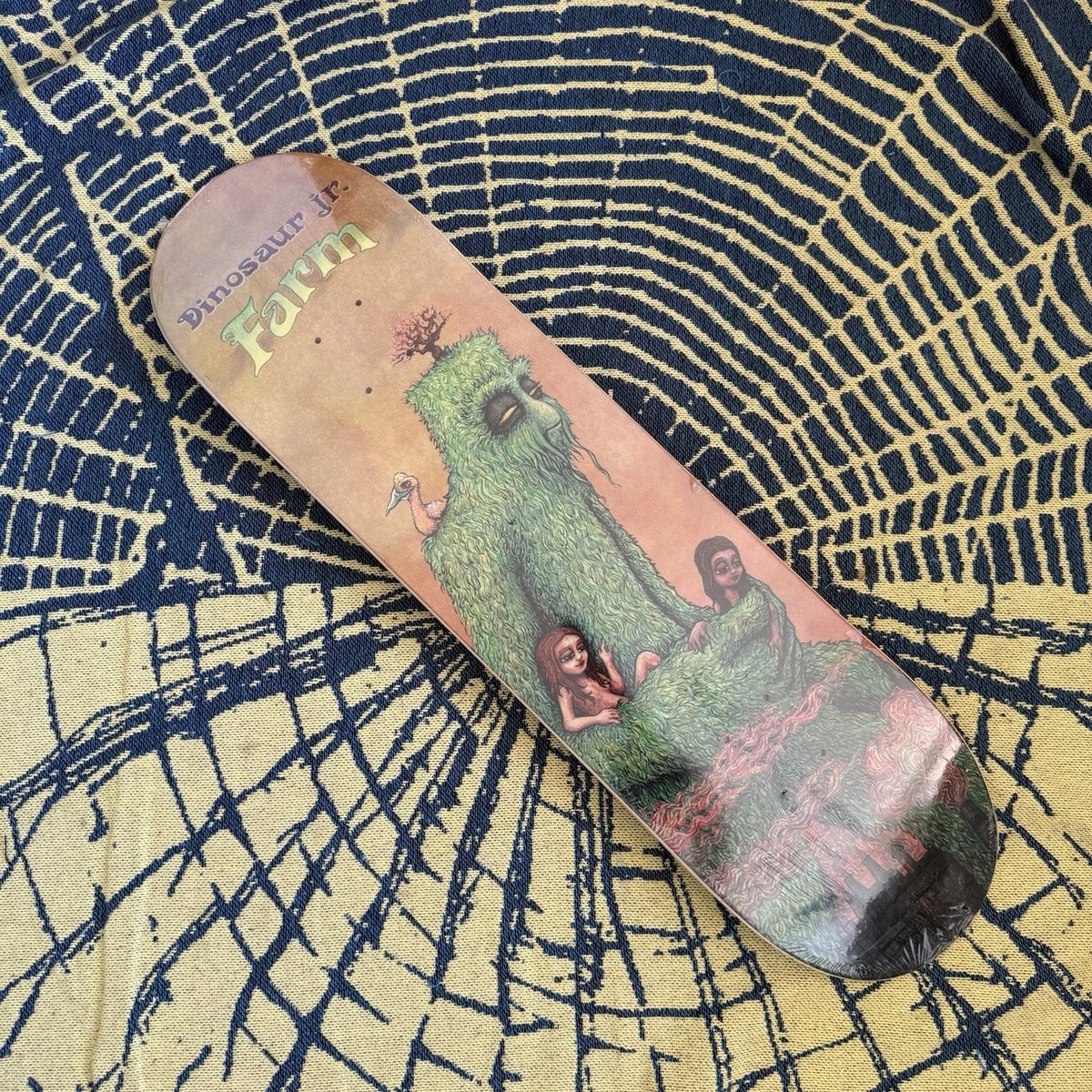 RARE NOS Alien Workshop x Dinosaur Jr. “Farm” Promo album release