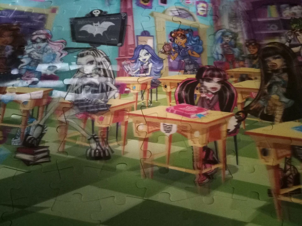 Quebra-cabeça lenticular Monster High Super 3D 12x18 100 peças - Imagem 4 de 4