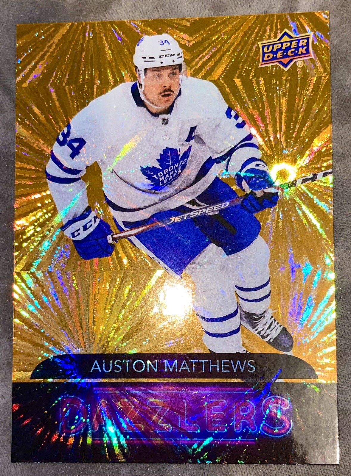 2020 Upper Deck Maple Leafs Auston Matthews Dazzlers Orange Fireworks MINT! 🍊🏒