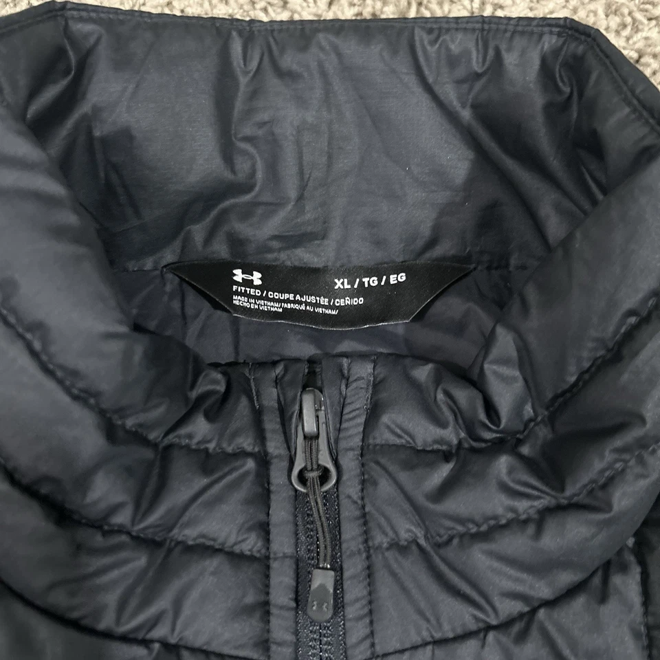 Chaqueta acolchada Under Armour negra grande para hombre Reactor Storm acolchada bordada Foto 2 de 4