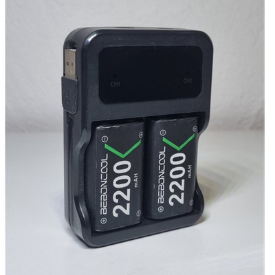 BEBONCOOL 2200mAh Dual Akku-Ladegerät für Xbox One/S/X/Elite Controller