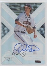 2018 Panini Elite Extra Edition Auto Daniel Lynch #33 Auto 1t3