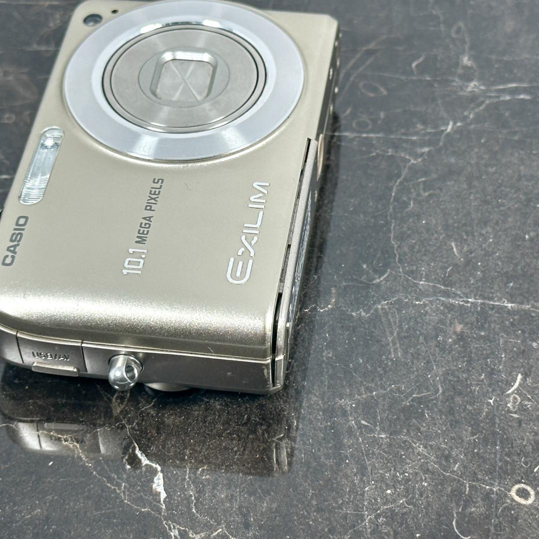 Casio Exilim EX-Z1080 Gold 10.1MP Compact Digital Camera