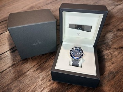 MELBOURNE Fitzroy GMT Quartz Blue Dial Men's Watch  with Box And papers