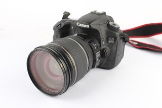 Canon EOS 60D DSLR fotocamera digitale funzionante con Canon EFS 17 55mm F/2.8 IS USM