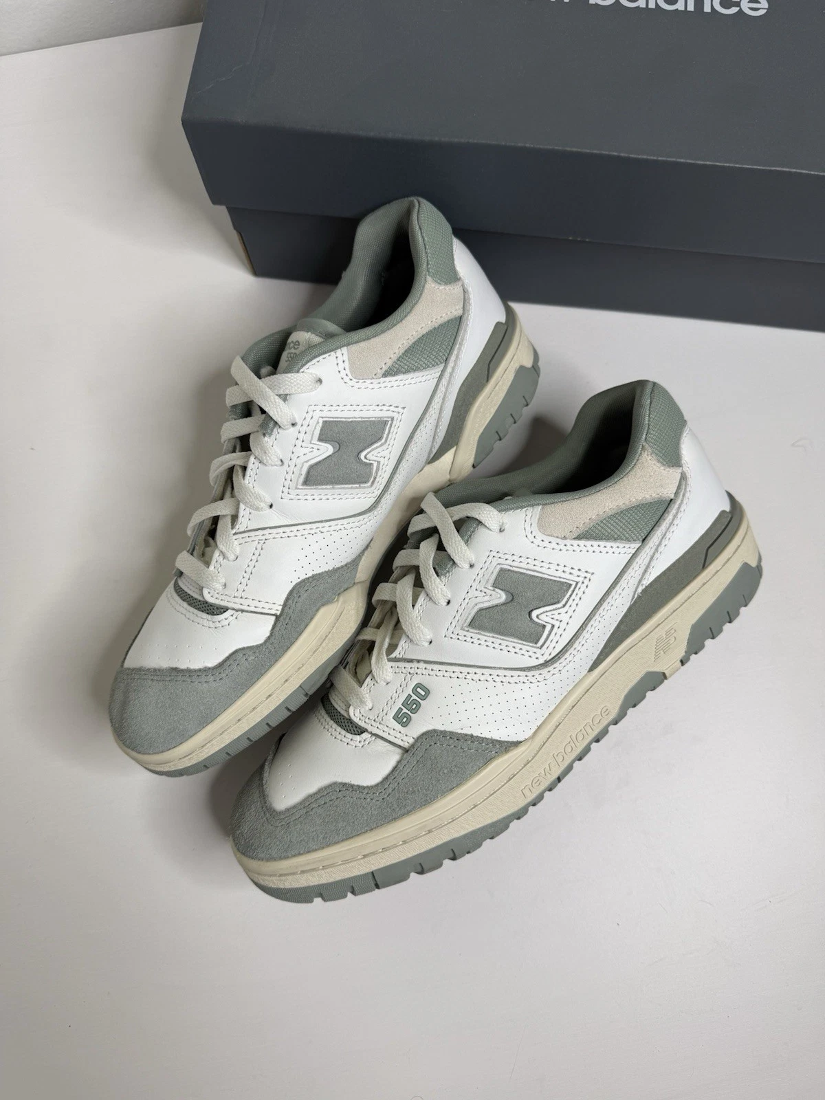 Taglia 8 5 New Balance 550 ginepro bianco