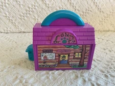 1995 Galoob Pound Puppies Camp Hide & Seek Carry Go Mini Playset Tiger Figure