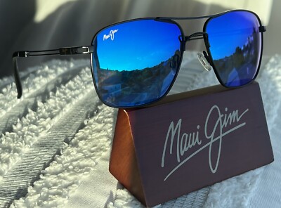 Maui Jim Haleiwa MJ 328 02S Black Blue Metal Frame Blue Hawaii