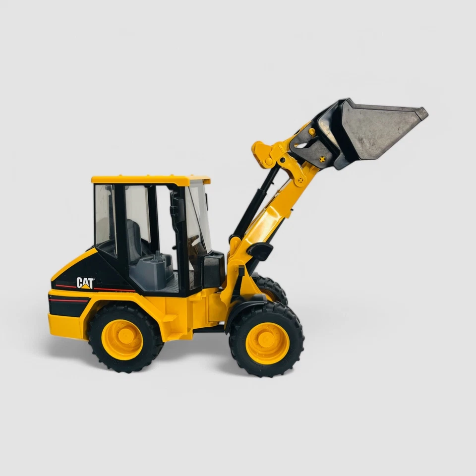Bruder CAT Wheel Loader 1418/01 Toy 1:16 Scale Construction Vehicle Germany 2005 - Image 2 of 4