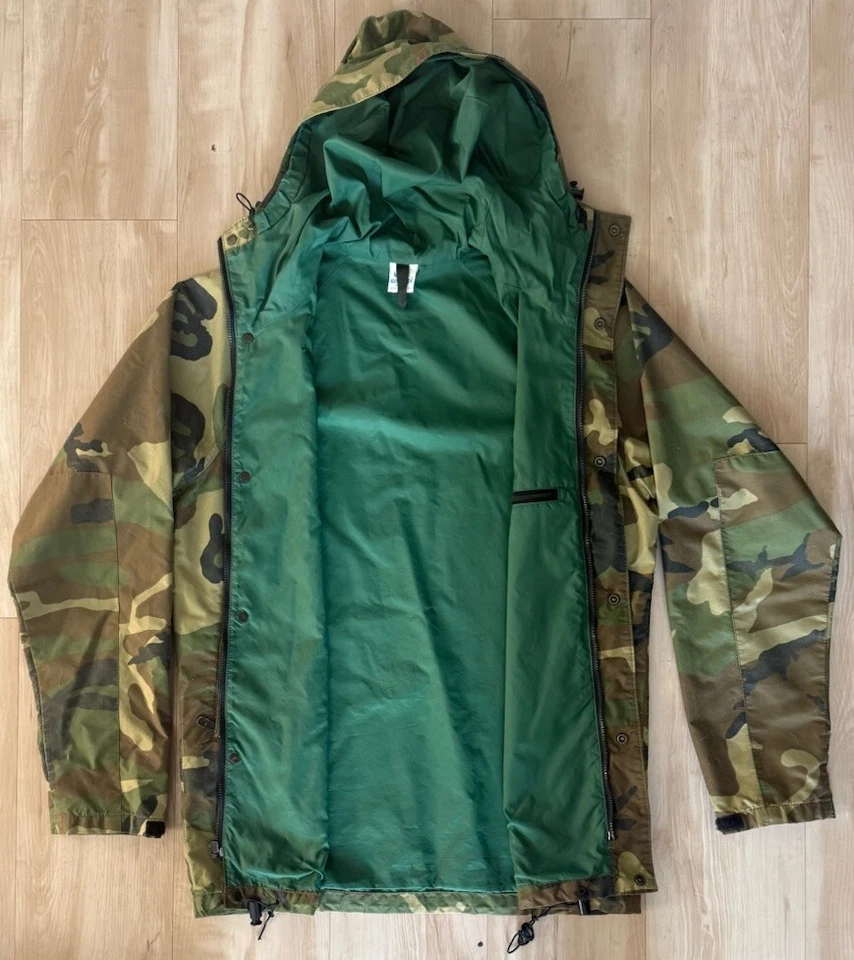 🥶The North Face Military Issue Woodland Camouflage Mountain Jacket Made In 🇺🇸 - Image 3 of 4