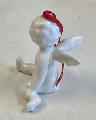 White Porcelain Cherubs Angels Figurine Christmas Ornament Decoration - Picture 11 of 15