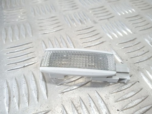Volkswagen PASSAT B5.5 2001 Vorne rechts Sonstige Leuchte Innenraum UST93791