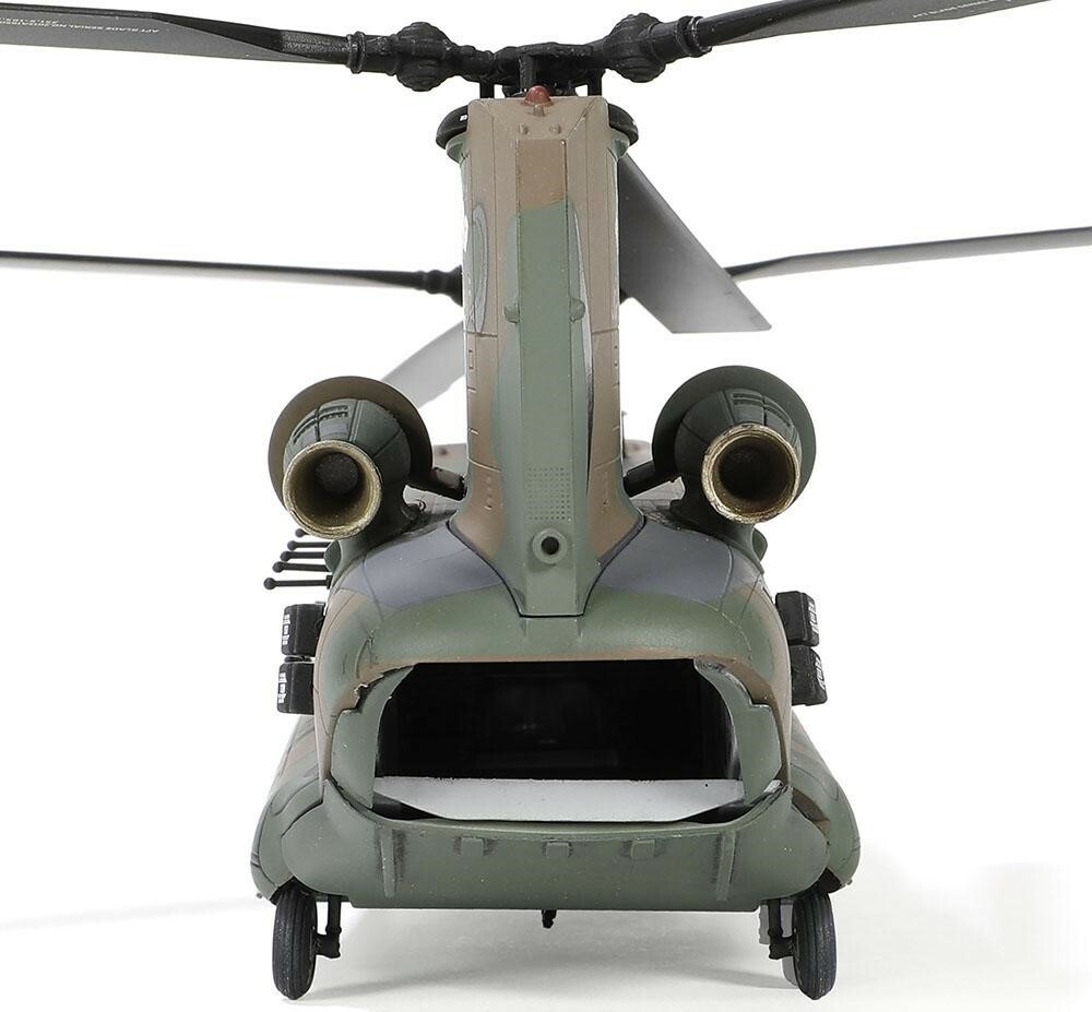 CH-47 CH-47J Chinook Japan - 105th Avn JGSDF 1/72 Scale