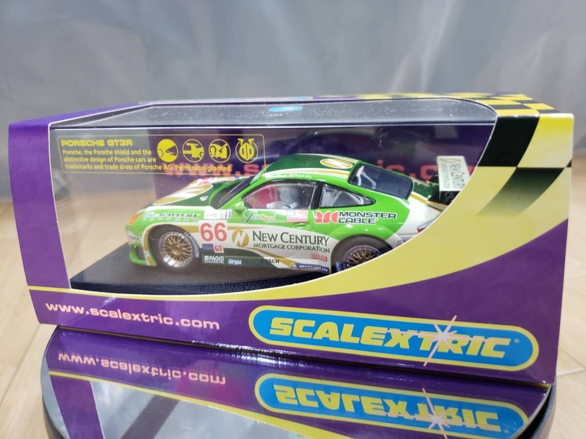 Slot Car 1/32 SCALEXTRIC C2665 PORSCHE 911 GT3R eBay