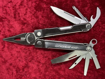 Leatherman Bond Stainless Steel 10 Tool Multi-Tool No Sheath 2023 Used (317)