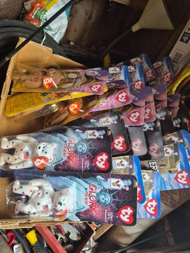 Lot of  Vintage Beanie Babies Unopened from estate cleanout