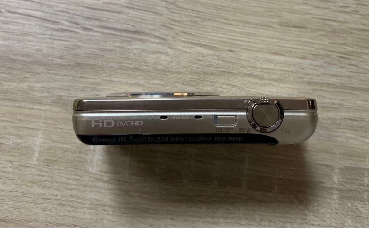 SONY Cyber-shot DSC-WX50 16.2MP Compact Digital Camera Gold