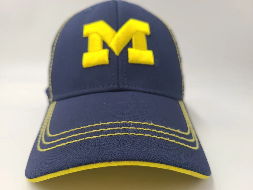 University of Michigan Wolverines Adidas Flex Fitted S-M Hat Cap Men Women NCAA - Image 2 of 4