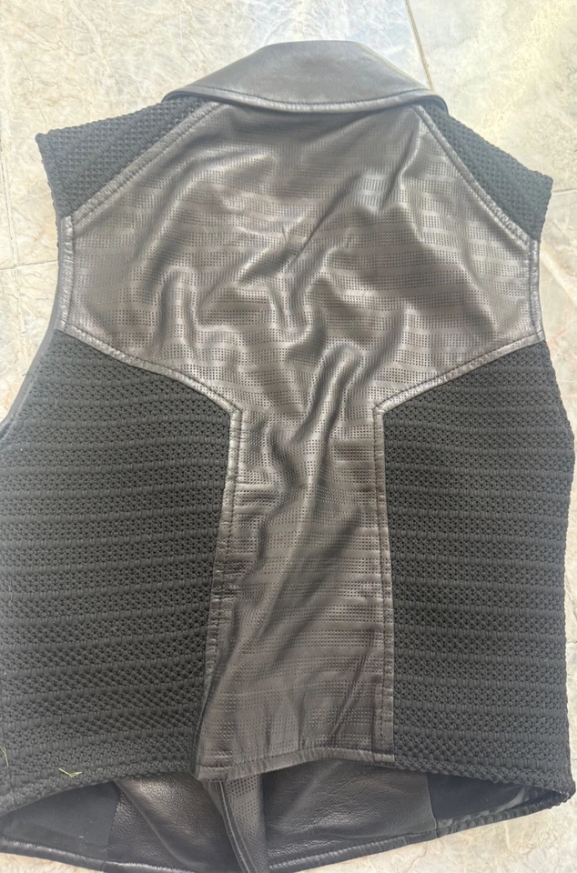 DROMe Black Knit Leather Front zip vest sz XS Italy - Image 4 of 4
