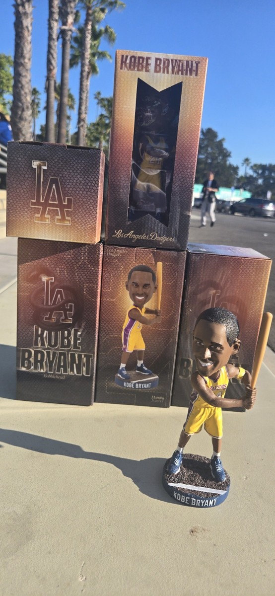 ク*ブ様 Kobe Bryant BobbleheadLosAngeles Do Dodgers share a first look at Kobe Bryant's first team