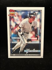 Don Mattingly Topps 1991 Error Card #100 ( hits 1990 equals 10) 