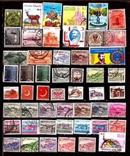 PIM1679/12 PAKISTAN 50 timbres : sujets divers