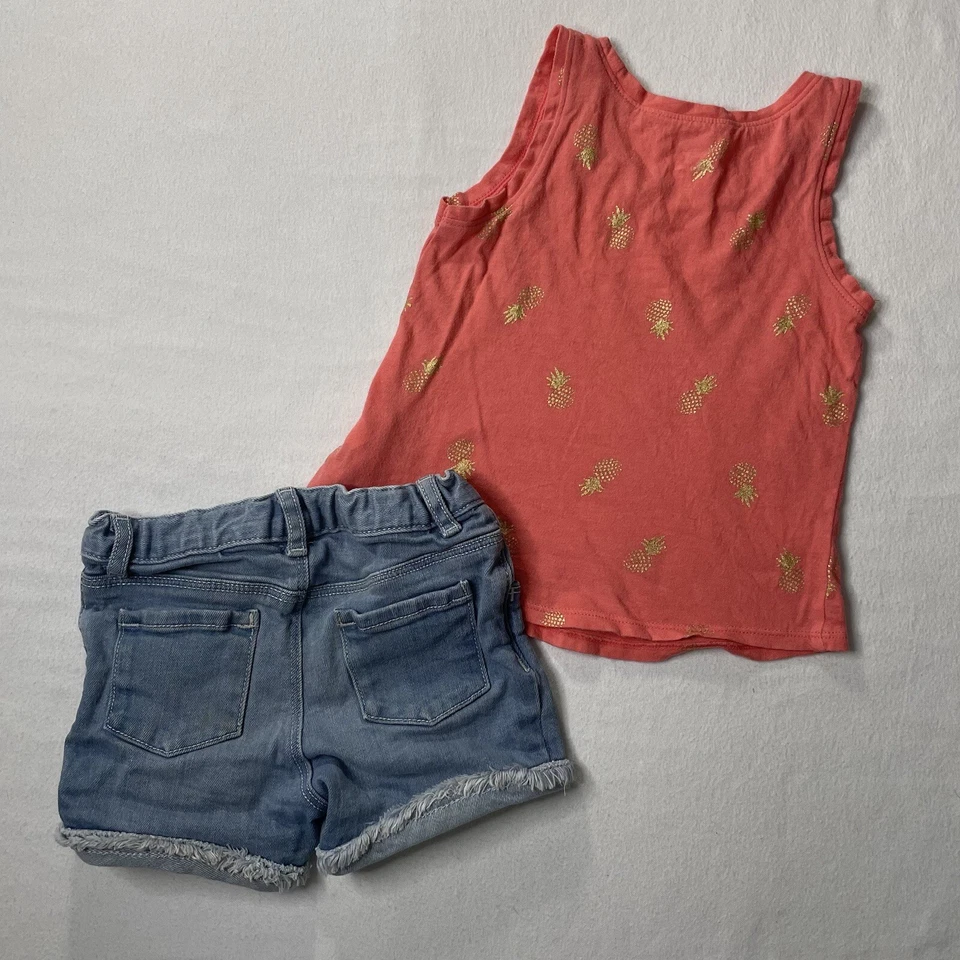 Conjunto de Camisa e Shorts Jeans Cortado Old Navy Meninas Laranja Abacaxi Tamanho 4T - Imagem 2 de 4