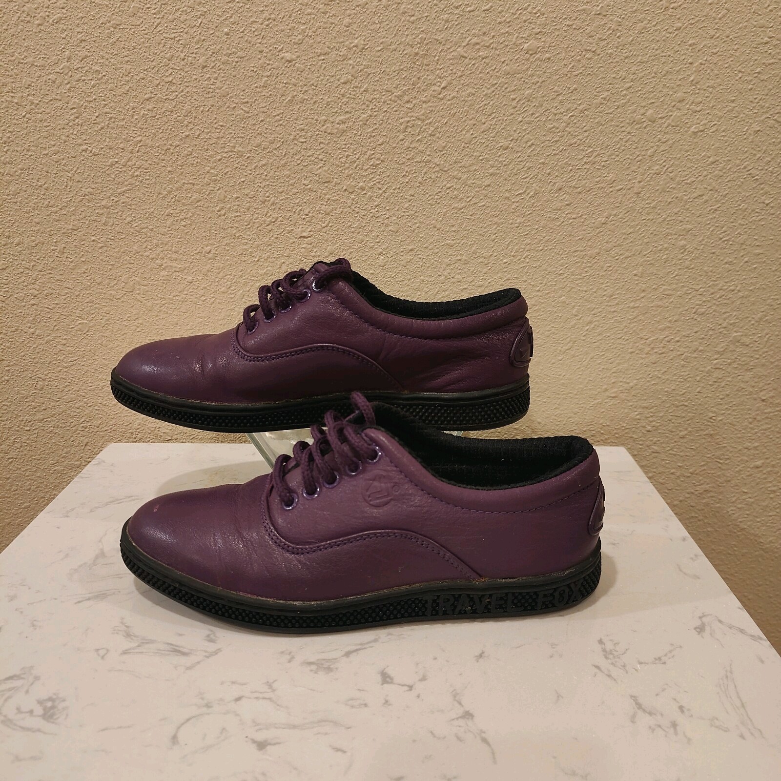Vintage Travel Fox Sneakers Women's Size 7 Purple Leather