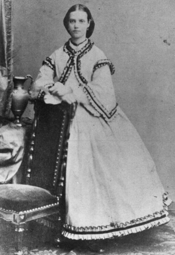 Women's White Cotton Lace Trimmed Repro. Civil War with Antique Flower Buttons - Image 4 of 4