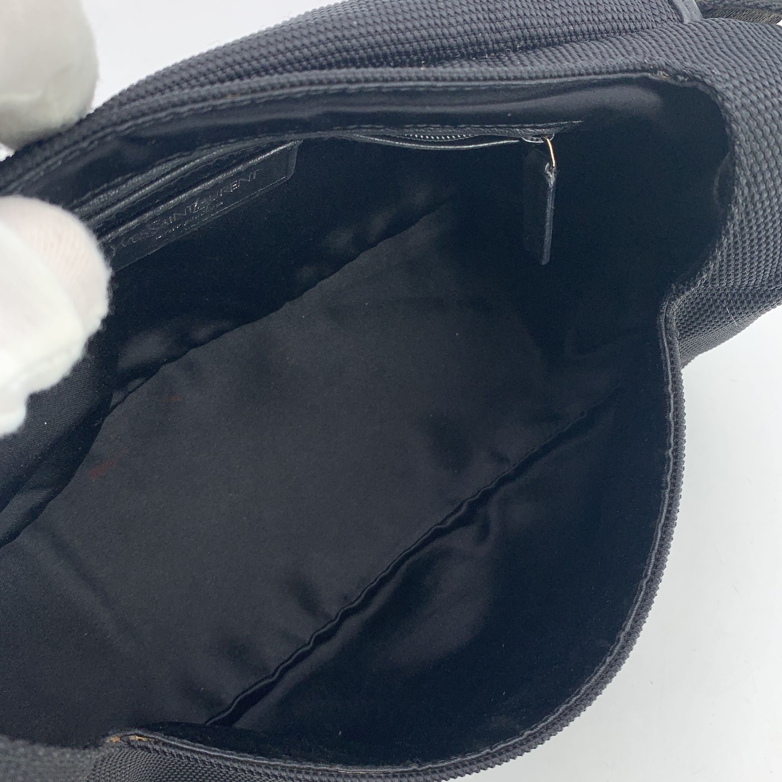 Borsa a tracolla in tela nera con logo Yves Saint Laurent Rive Gauche YSL