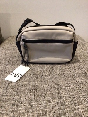 New  UNISEX ZARA CROSS BODY CAMERA BAG BNWTAGS..
