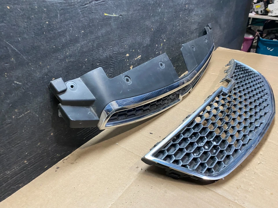 Chevrolet Cruze 2011 a 2014 juego superior inferior parrilla U6217 DG Foto 3 de 4