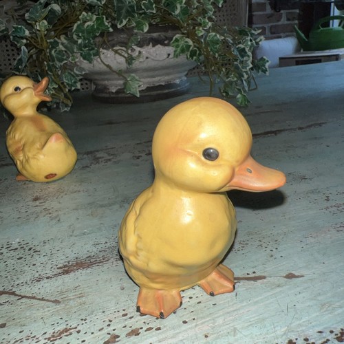 Pair of Baby Duckling Figures ~ Made by Lefton Japan 1960’s, Vintage 3.5" Tall - Picture 5 of 8