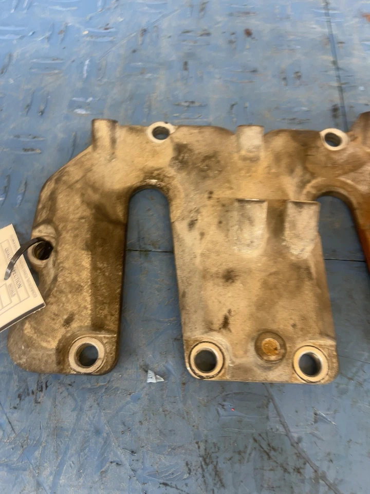 08-09 Chevrolet Van Express 3500 6,6 l Duramaxx cubierta de válvula superior Oe# 98063039 Foto 2 de 4