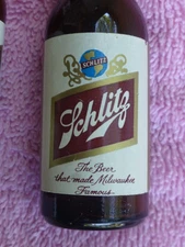 VINTAGE SCHLITZ BEER SALT & PEPPER SHAKERS IN THE ORIGINAL BOX NOS