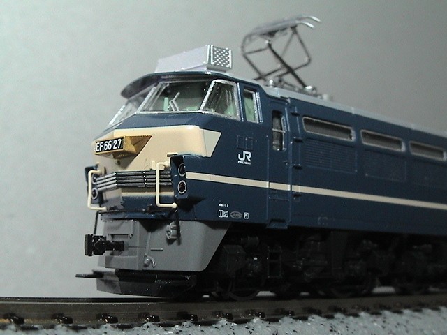 鉄道模型 7159 EF6627 EF66 27号機を弄る。その1 3Dパーツのクーラーとスノープロウ