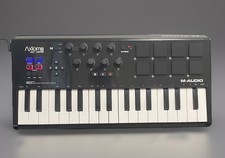 M-Audio Axiom AIR Mini 32 USB MIDI Keyboard C...