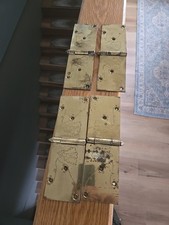 Charnières anciennes en laiton avec motif ornemental