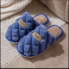 NWT Blue Tan Quilted Plush Fuzzy House Slippers Women s Size M/L