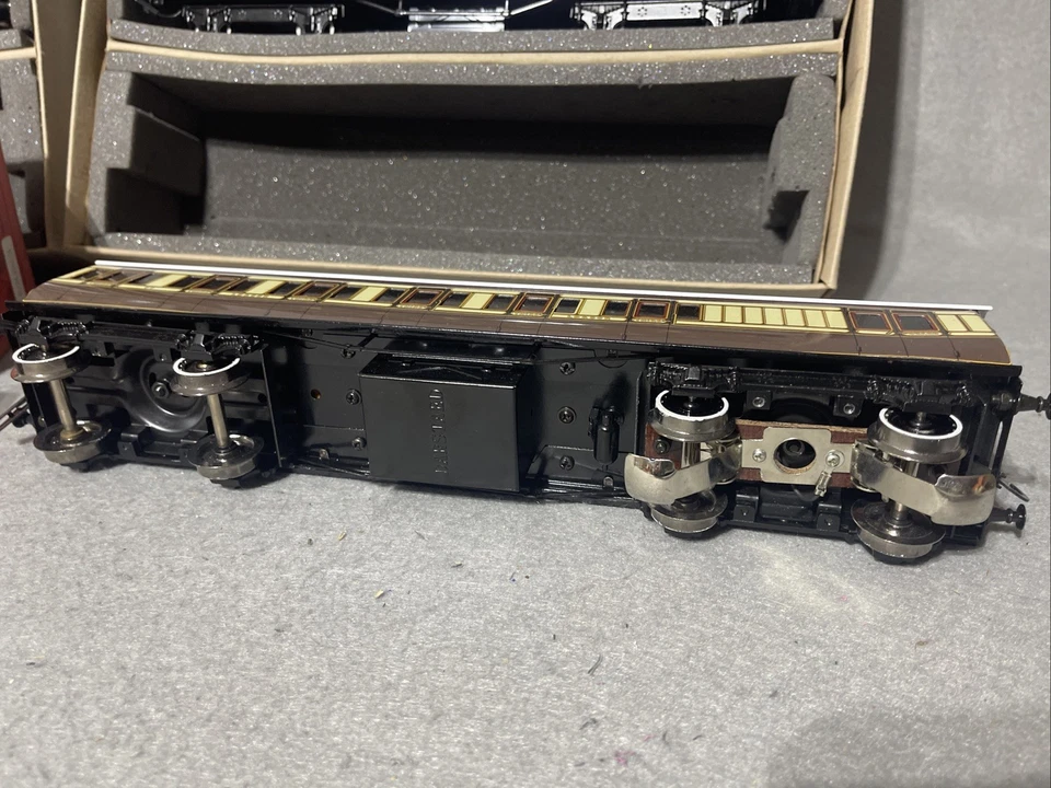 ACE Trains O Gauge LBSCR 4-4-2, Darstaed 5 Pack Of Coaches, MIB! - Image 4 of 4