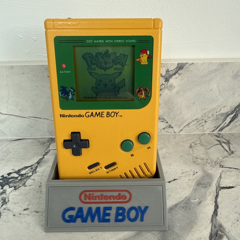 Original Nintendo Game Boy DMG-01 yellow play it loud Pokemon theme