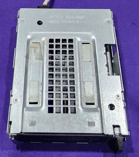 PBOX027-004 - Genuine HP 5003-0667 Pocket Media Drive Bay + Cable - Picture 3 of 4