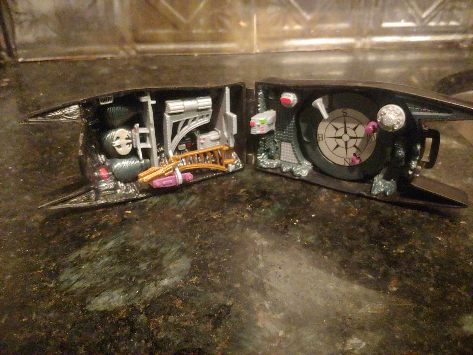 Picture 2 of 3